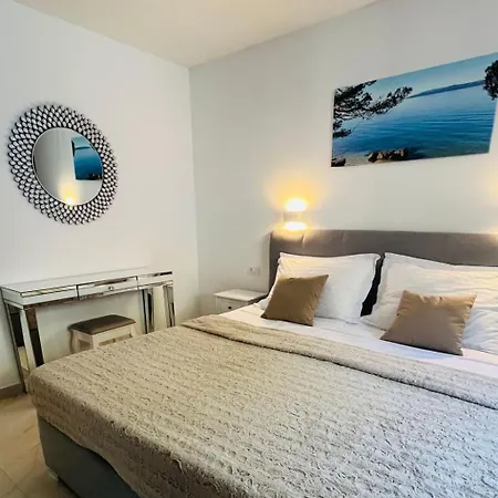 Rubin By Interhome Makarska
