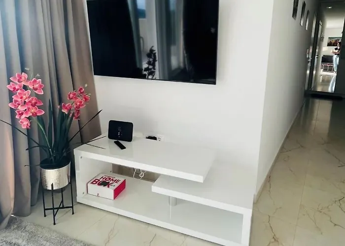 Rubin By Interhome Apartman Makarska